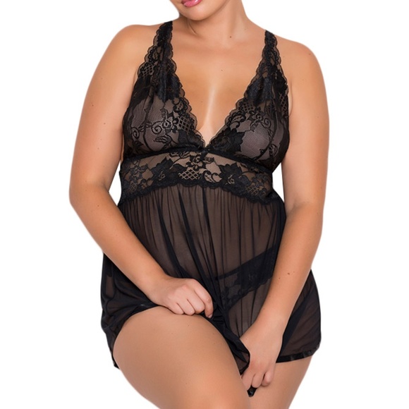 Plus Size Black Lace Mesh Babydoll Set - Picture 2 of 3